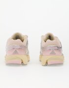 adidas Originals adidas Adistar Control 5 Warm Vanilla/ Clear Pink/ Silver Metallic