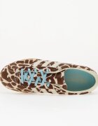 adidas Originals Сникърси adidas Gazelle Lo Pro W Crli/ Ivory/ Gum