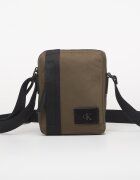 Calvin Klein Чанта Canvas Mix Reporter Green