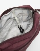 Fjällräven Чантичка за кръста High Coast Hip Pack Blackberry
