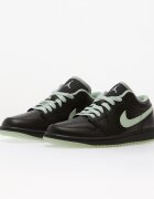 Jordan Сникърси Air 1 Low Black/ Pistachio Frost