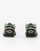 Jordan Сникърси Air 1 Low Black/ Pistachio Frost