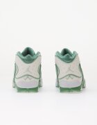 Jordan Сникърси Air OG White/ Pistachio Frost-Healing Jade