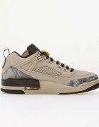 Jordan Сникърси Spizike Low Cream II/ Velvet Brown-Bright Citron