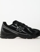 New Balance Сникърси 740
