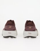 New Balance Сникърси Fresh Foam x More v6 Cherry Leather/ Fast Track