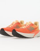 New Balance Сникърси FuelCell Rebel v5 Tangerine Heat/ Silver Metallic