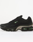 Nike Сникърси Air Max Plus TN VII Black/ Illusion Green-Dk Smoke Grey