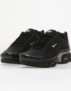 Nike Сникърси Air Max Plus TN VII Black/ Illusion Green-Dk Smoke Grey