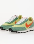 Nike Сникърси Daybreak SP Limelight/ Electro Orange-Healing Jade