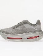 Nike Сникърси Vomero Premium Geyser Grey/ Peony-Metallic Silver