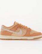 Nike Сникърси W Dunk Low Nn Se Amber Brown/ Pale Ivory-White Onyx