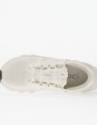 On W Cloudswift Amp White/ White