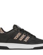 adidas Сникърси Rapid Court Low Shoes HQ7669