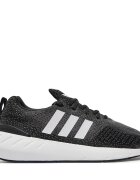 adidas Сникърси Swift Run 22 GZ3496