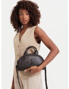 Calvin Klein Дамска чанта Bold Ck Dome Crossbody LV04F3895G