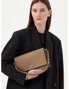 Calvin Klein Дамска чанта Ck Elongated Shoulder Bag_Mono K60K613139