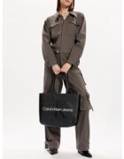 Calvin Klein Jeans Дамска чанта Sculpted Shopper29 Mono K60K610276
