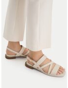 Clarks Сандали Ariany Strap 26186578