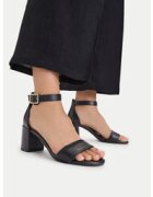 Clarks Сандали Ezoria Mae 26181295