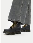 Dr. Martens Туристически oбувки 1460 Pascal DM41402600