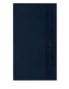 Emporio Armani Хавлиена кърпа EX000048 AF22705 UB102