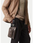 Guess Чанта за кръст﻿ HMECSA P3332
