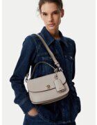 Guess Дамска чанта HWVG97 34210