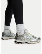 New Balance Сникърси M1906REH