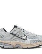 Nike Сникърси Zoom Vomero 5 FN6742 002