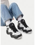 SHAQ Обувки за баскетбол EO-JUGERNAUT AQ95041B-BW