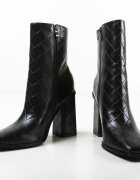 Exist Shoes Ботини Ebzera Черни