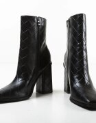 Exist Shoes Ботини Ebzera Черни