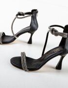 Exist Shoes Сандали на ток Luisa Черни