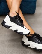 Maria Спортни Meliu Черни
