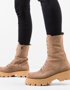 Wow Shoes Боти Darke Бежов