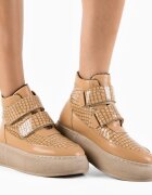 Wow Shoes Боти Hrago Бежов