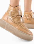 Wow Shoes Боти Hrago Бежов