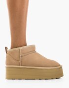 Wow Shoes Ботуши Yanez Бежов