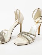 Wow Shoes Сандали на ток Aprey Бели