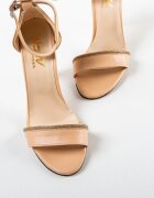 Wow Shoes Сандали на ток Cassius Бежов