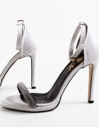 Wow Shoes Сандали на ток Noely Бели