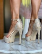 Wow Shoes Сандали на ток Pycre Златни