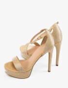 Wow Shoes Сандали на ток Pycre Златни