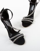 Wow Shoes Сандали на ток Queen Черни