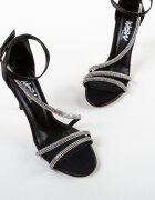Wow Shoes Сандали на ток Queen Черни