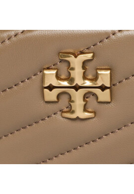 Tory Burch Дамска чанта Kira Chevron Small 90450 Sandpiper 250 - Mera.bg