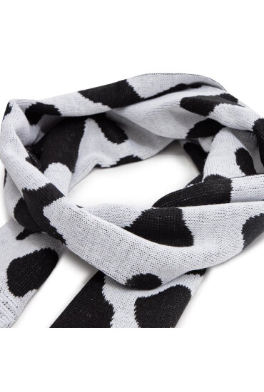 2005 Зимен шал Cowhide Scarf Бял - Mera.bg