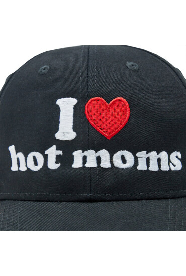 2005 Шапка с козирка Hot Moms Hat Черен - Mera.bg