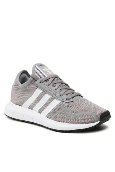 adidas Обувки - Mera.bg